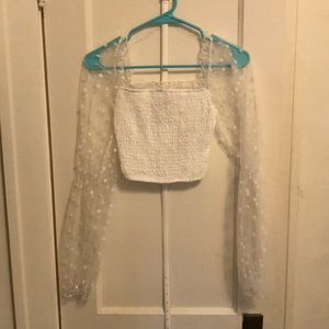 WHITE POLKA DOTE LONG SLEEVE CROP